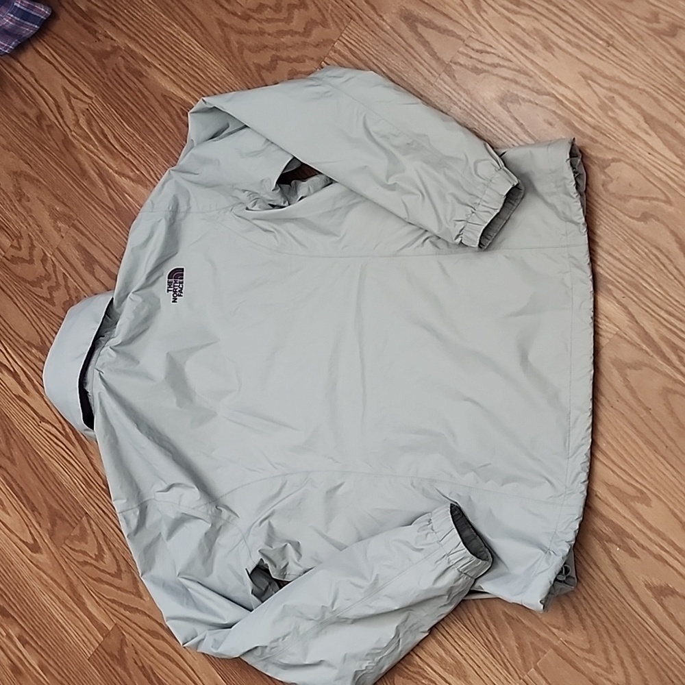 The north face windbreaker with hood lg - Picture 10 of 14